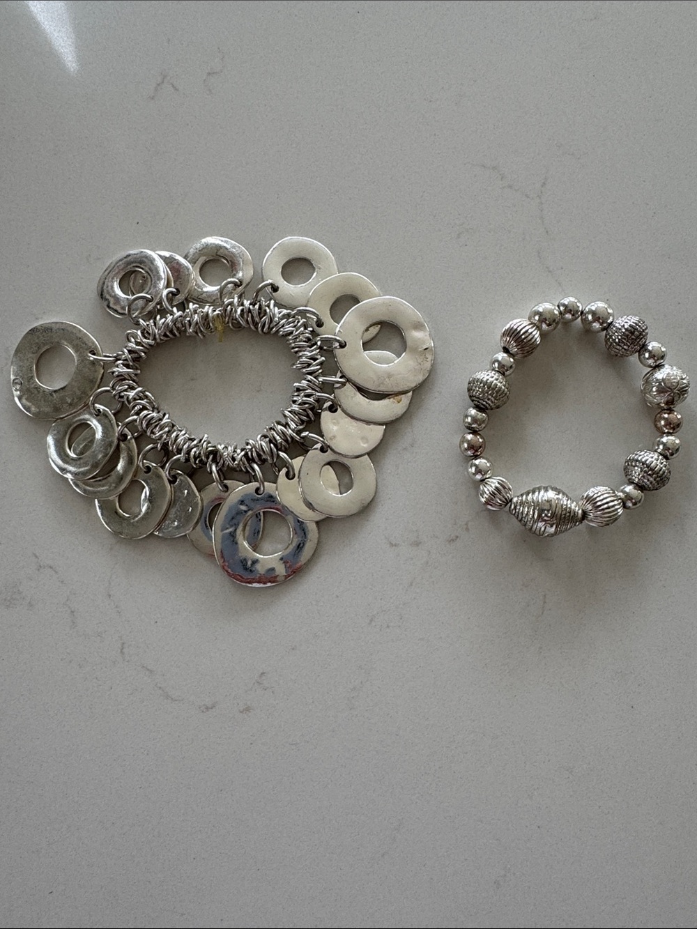 Silver-Tone Disc Charm Bracelet & Beaded Stretch Bracelet Set of 2 NWOT ✨